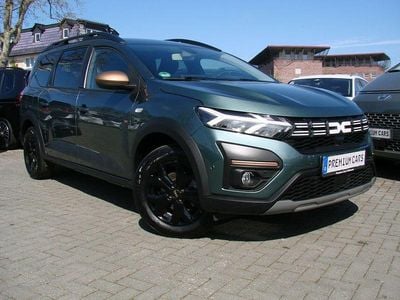 Begagnad Dacia Jogger Extreme 141 HK (103 kW) 2024 Grön Minibuss