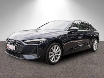 Gebraucht Audi A5 Ambiente 204 PS (150 kW) 2025 Firmamentblau metallic Kombi
