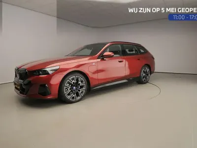 Usata BMW 530e M Sport 299 CV (219 kW) 2025 Rosso Station wagon