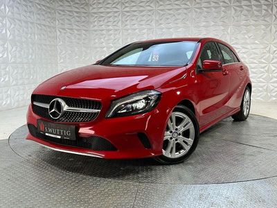 Rot Gebraucht 2017 Mercedes A200 Urban Limousine | 14.490 € (Fairer Preis)