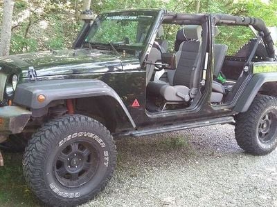 Gebraucht Jeep Wrangler Unlimited Sport 211 PS (155 kW) 2007 Schwarz SUV