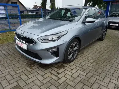 Gebraucht Kia Ceed Spirit 160 PS (117 kW) 2021 Andere Kleinwagen