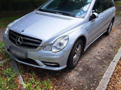 Mercedes R350