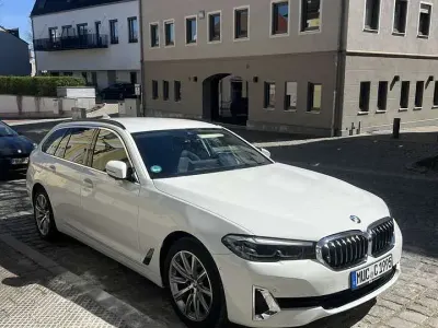 Gebraucht BMW 520 Luxury Line 190 PS (139 kW) 2022 Kombi