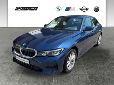 Gebraucht BMW 320 184 PS (135 kW) 2021 Blau Limousine