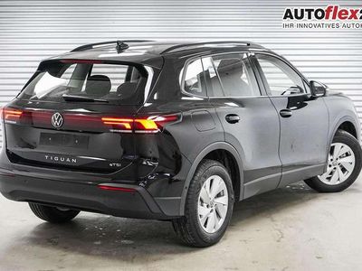 Neu VW Tiguan Basis 131 PS (96 kW) 2026 Grenadillschwarz meta... SUV