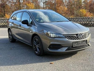 Grau Gebraucht 2021 Opel Astra Design & Tech Kombi | 12.900 € (Fairer Preis)