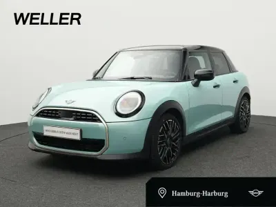 Usata Mini Cooper Favoured 114 kW (156 CV) 2025 Argento Utilitaria