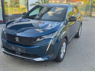 Gebraucht Peugeot 3008 Active 131 PS (96 kW) 2023 Blau celebes SUV