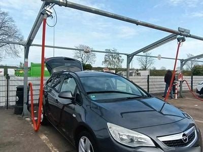 Używany Opel Astra 115 KM (84 kW) 2010 Szary Kombi
