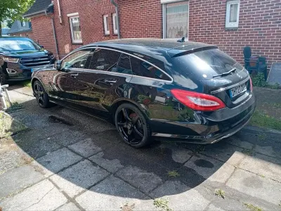 Gebraucht Mercedes CLS350 Shooting Brake 258 PS (189 kW) 2013 Schwarz Kombi