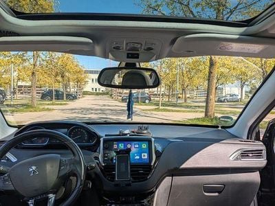 Gebraucht Peugeot 2008 Allure 131 PS (96 kW) 2019 Schwarz SUV