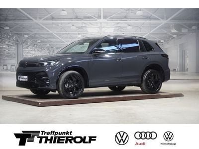 Gebraucht VW Tiguan R-line 204 PS (150 kW) 2024 Uranograu SUV