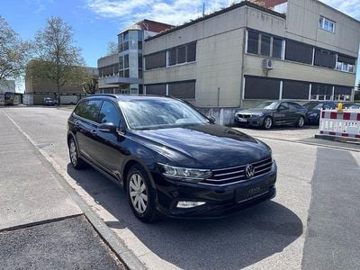Usata VW Passat 150 CV (110 kW) 2023 Nero Station wagon