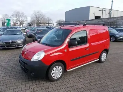 Usata Renault Kangoo Rapid Extra 75 CV (55 kW) 2013 Rosso Monovolume