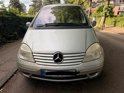 Gebraucht Mercedes Vaneo 92 PS (67 kW) 2005 Silber Van / Kleinbus