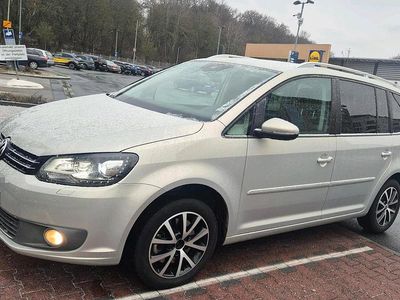 Gebraucht VW Touran Highline 140 PS (102 kW) 2012 Grau Van / Kleinbus