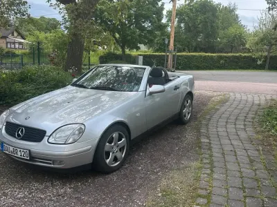 Second-hand Mercedes SLK200