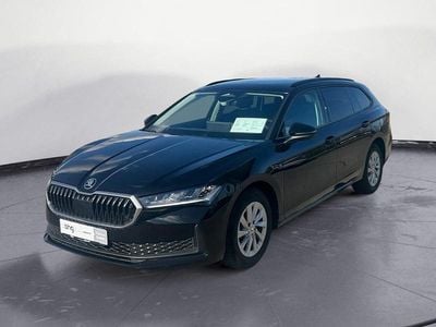Gebraucht Skoda Superb Essence 150 PS (110 kW) 2025 Schwarz Kombi