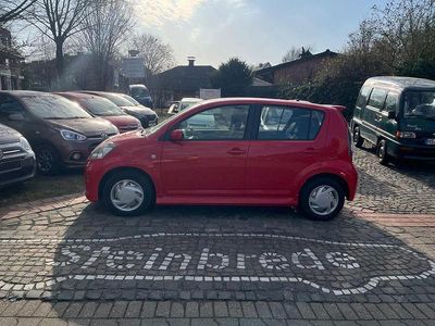 Gebraucht Daihatsu Sirion 87 PS (63 kW) 2006 Rot Kleinwagen
