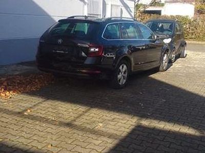 Gebraucht Skoda Octavia Ambition 150 PS (110 kW) 2018 Schwarz Kombi