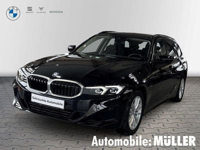 Schwarz Gebraucht 2022 BMW 330e Kombi | 29.850 € (Superpreis)