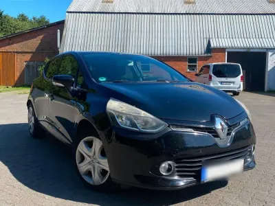 Gebraucht Renault Clio LIMITED 90 PS (66 kW) 2015 Schwarz Limousine