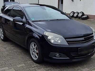 Opel Astra GTC