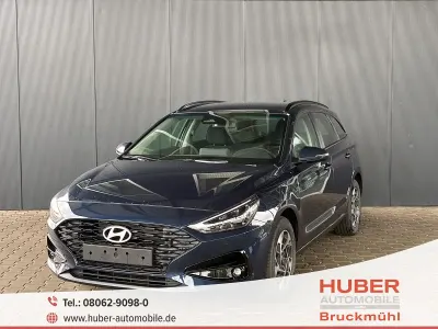 Neu Hyundai i30 Comfort 97 PS (71 kW) 2025 Sailing blue Kombi