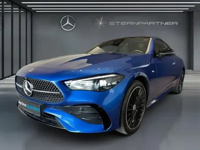 Gebraucht Mercedes CLE300 AMG 204 PS (150 kW) 2024 Blau Coupé