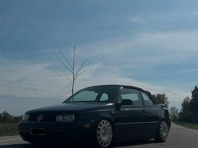 Gebraucht VW Golf Cabriolet 115 PS (84 kW) 2001 Schwarz Cabrio