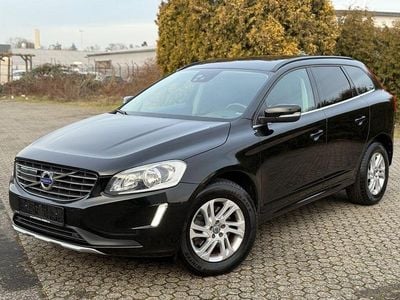 Schwarz Gebraucht 2016 Volvo XC60 Momentum SUV | 15.480 € (Guter Preis)