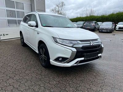 gebraucht Mitsubishi Outlander P-HEV Basis Diamant Paket 4WD