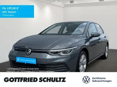 Usata VW Golf VIII Life 131 CV (96 kW) 2023 Grigio Berlina