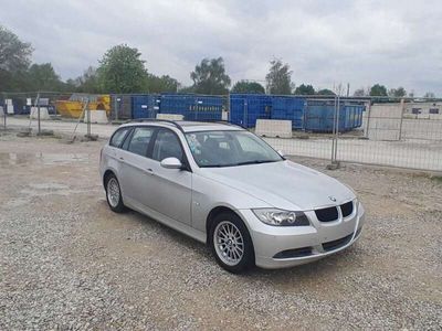 gebraucht BMW 320 320 i Touring*Leder/Panorama/Automatik*