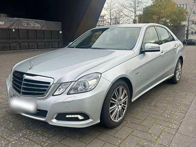 Gebraucht Mercedes 220 Avantgarde 170 PS (125 kW) 2009 Silber Limousine