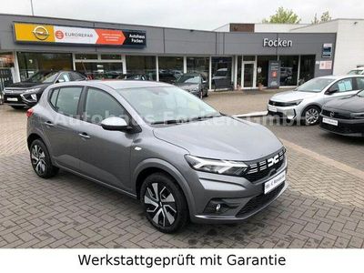 Neu Dacia Sandero Expression 91 PS (66 kW) 2025 Grau Kleinwagen