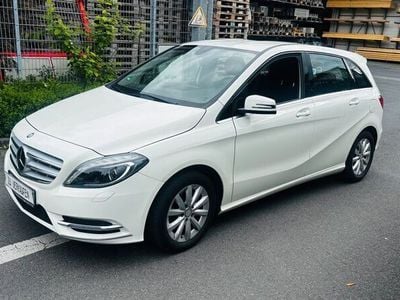 Mercedes B180