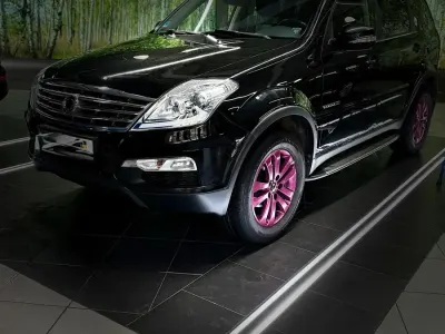 Usata SsangYong Rexton Sapphire 179 CV (131 kW) 2013 Nero SUV