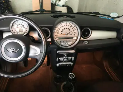 Gebraucht Mini Cooper 95 PS (69 kW) 2009 Schwarz Kleinwagen