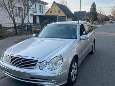 Mercedes E270