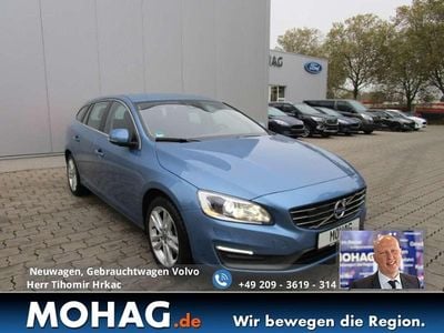 Gebraucht Volvo V60 Business Edition 215 PS (158 kW) 2014 (713) power blaumetallic Kombi
