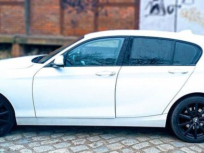 Gebraucht BMW 120 Advantage 184 PS (135 kW) 2017 Weiß Kleinwagen