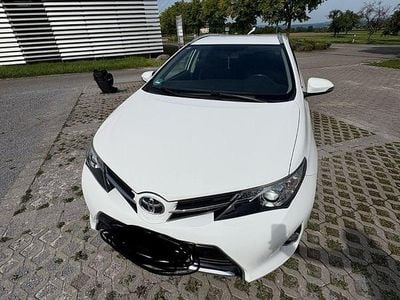 Toyota Auris Touring Sports