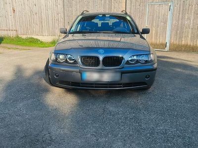 Gebraucht BMW 320 150 PS (110 kW) 2004 Grau Kombi