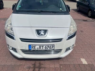 Gebraucht Peugeot 5008 Active 163 PS (119 kW) 2012 Weiß Van / Kleinbus