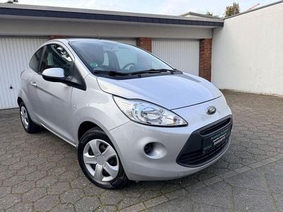 Begagnad Ford Ka Trend 69 HK (50 kW) 2014 Silver Halvkombi