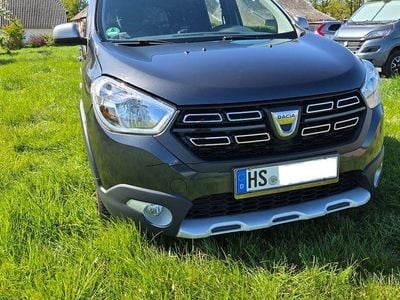Usata Dacia Lodgy Stepway 131 CV (96 kW) 2021 Grigio Monovolume