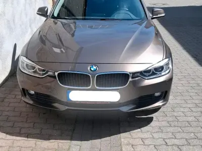 Gebraucht BMW 318 Efficient Dynamics 143 PS (105 kW) 2014 Braun Kombi