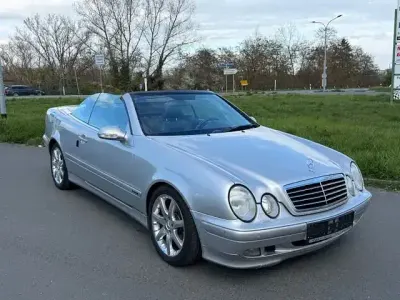 Gebraucht Mercedes CLK320 Avantgarde 218 PS (160 kW) 2003 Silber Cabrio